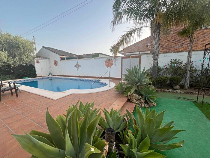 Andalucía, Cádiz: Casa en venta de 4 habitaciones