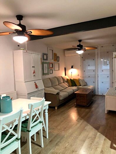 Piso en venta de 3 habitaciones, Centro, Casco Antiguo