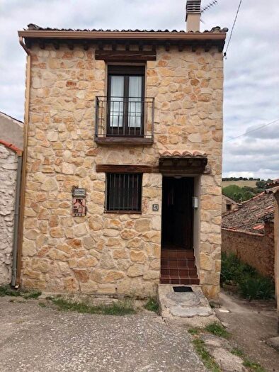 Casa en venta de 2 habitaciones: Castilla y León, Segovia