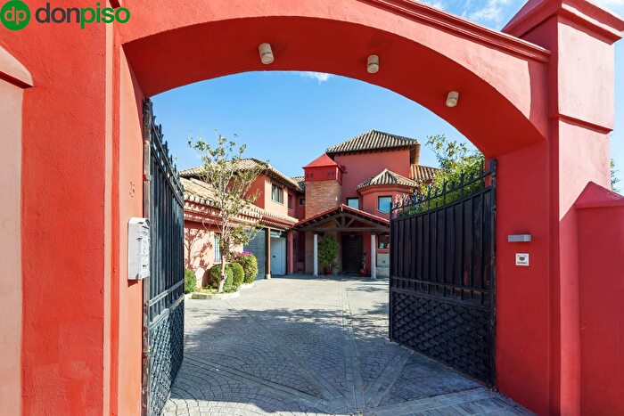 San Francisco Chorillo, Las Gabias: Casa en venta de 7 habitaciones