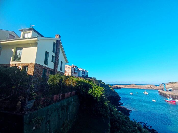 Casa en venta de 3 habitaciones: Principado de Asturias, Asturias