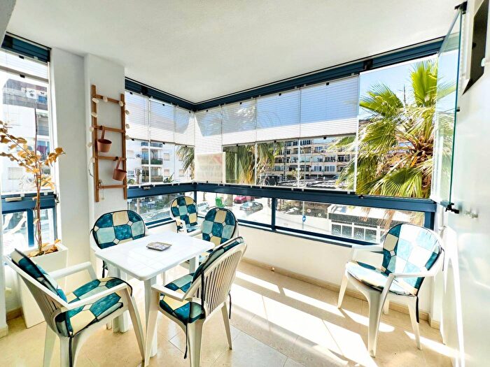 Piso de 3 habitaciones en venta en Comunitat Valenciana, Alicante