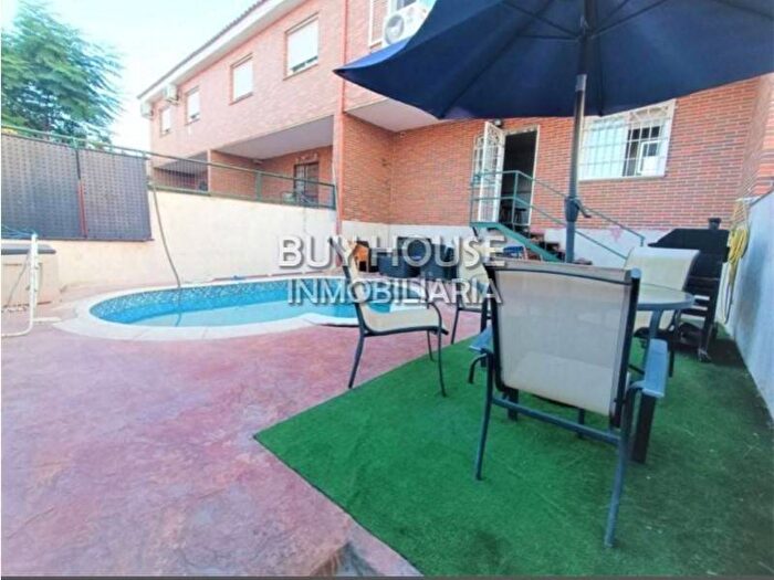 Casa de 4 habitaciones en venta en Castilla La Mancha, Toledo