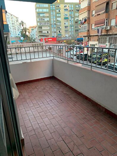 Carretera de Cádiz, Los Guindos Parque Mediterráneo Santa Paula: Piso en venta de 4 habitaciones