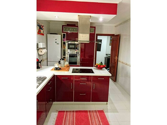 Piso de 3 habitaciones en venta en Galicia, Pontevedra