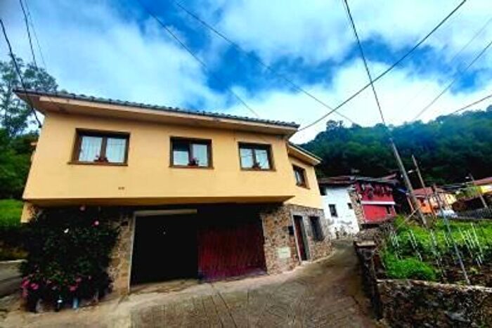 Casa de 3 habitaciones en venta en Zona Rural, Mieres Asturias