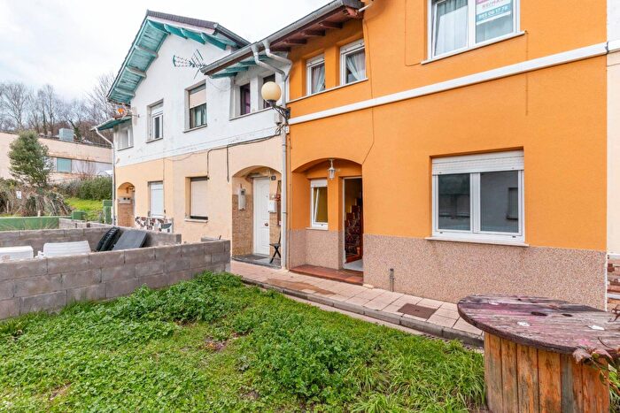 Casas en venta y pisos alquiler - 2