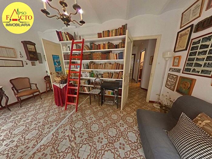 Piso de 4 habitaciones en venta en Cataluña, Girona