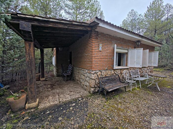 Casa en venta de 2 habitaciones, Trillo, Guadalajara