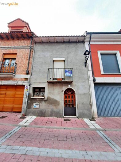 Casa de 5 habitaciones en venta en Castilla y León, Valladolid