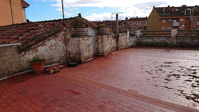 Casa en venta de 5 habitaciones en La Rioja, La Rioja