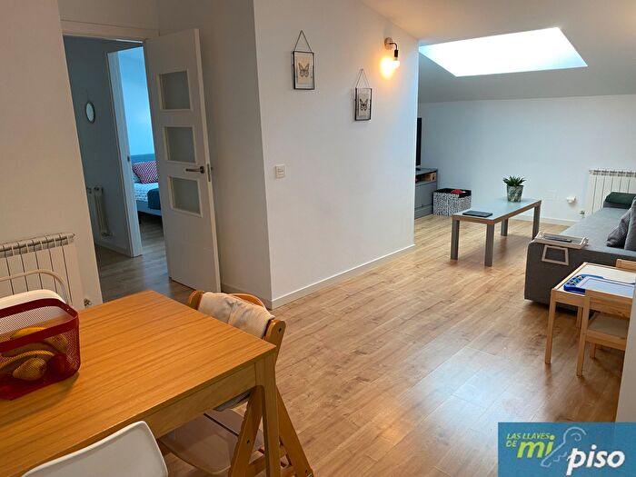 Casas en venta y pisos alquiler - 2