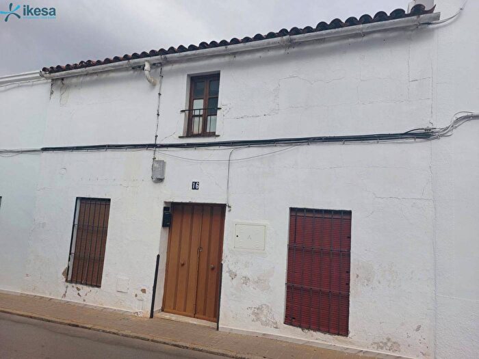 Piso de 3 habitaciones en venta en Extremadura, Badajoz