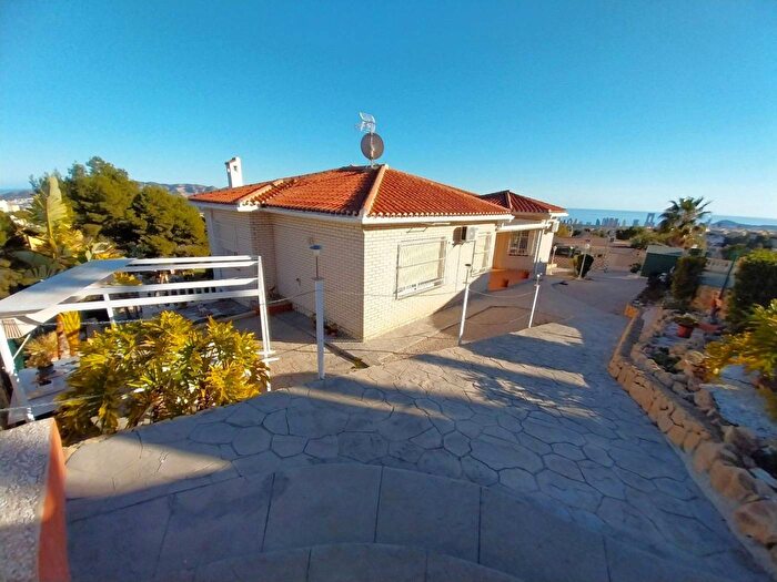 Comunitat Valenciana, Alicante: Casa en venta de 5 habitaciones