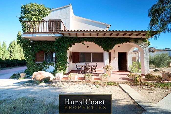 Casa en venta de 5 habitaciones en Comunitat Valenciana, Alicante