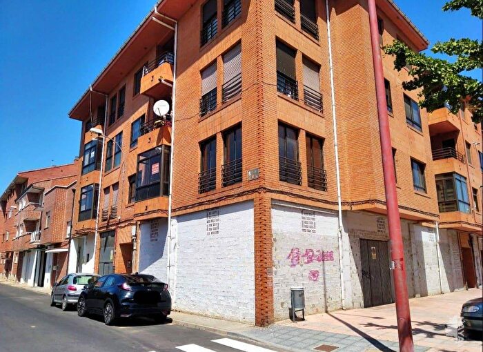 Piso en venta de 3 habitaciones: Castilla y León, León
