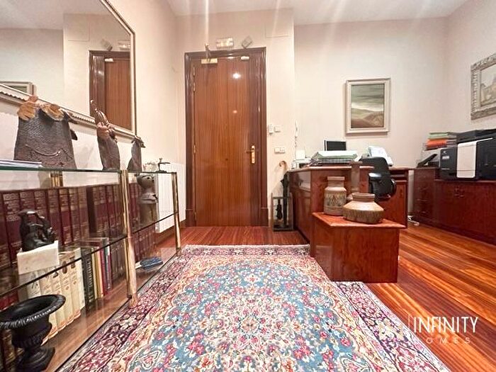 Piso en venta de 4 habitaciones: Abando Albia, Albia