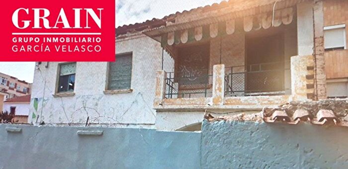 Casas en venta y pisos alquiler - 2