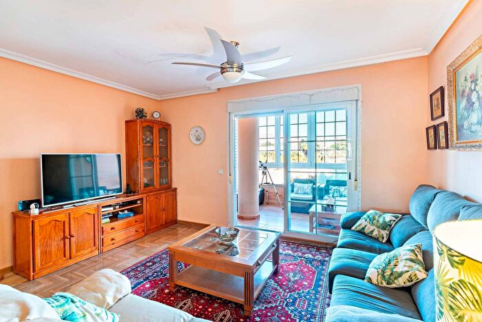 Andalucía, Almería: Piso en venta de 4 habitaciones