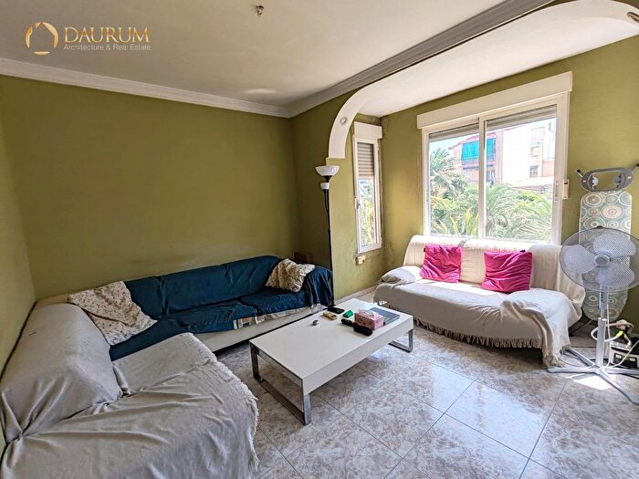 Casas en venta y pisos alquiler - 2