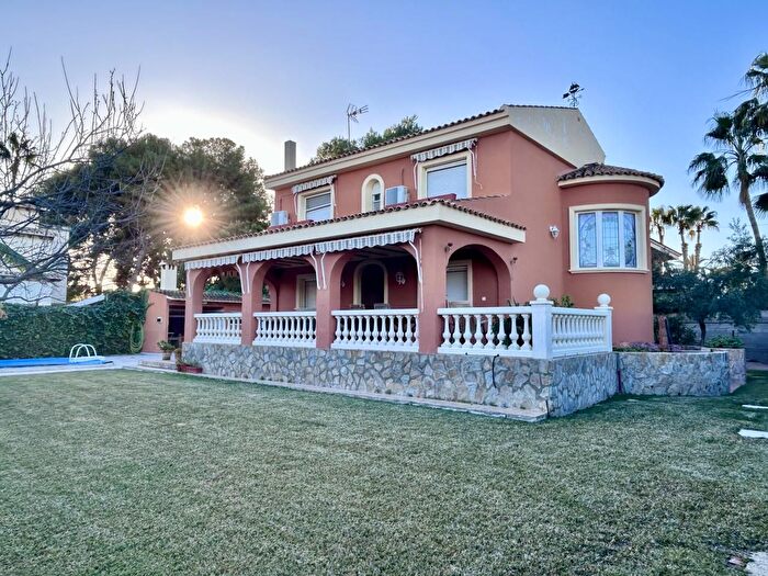 Casa de 5 habitaciones en venta en La Font Mezquitas, Sant Joan dAlacant
