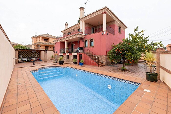 Andalucía, Granada: Casa en venta de 4 habitaciones