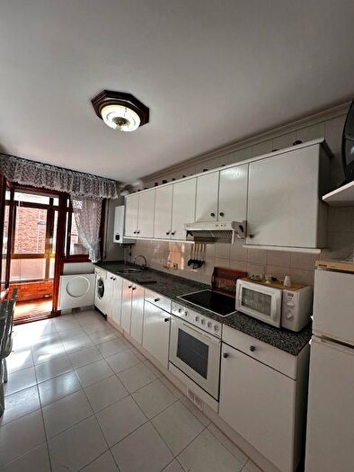 Piso de 3 habitaciones en venta en Pravia, Asturias