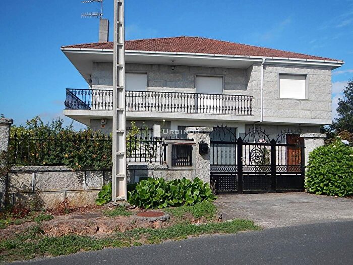 Casa en venta de 4 habitaciones, Galicia, Ourense
