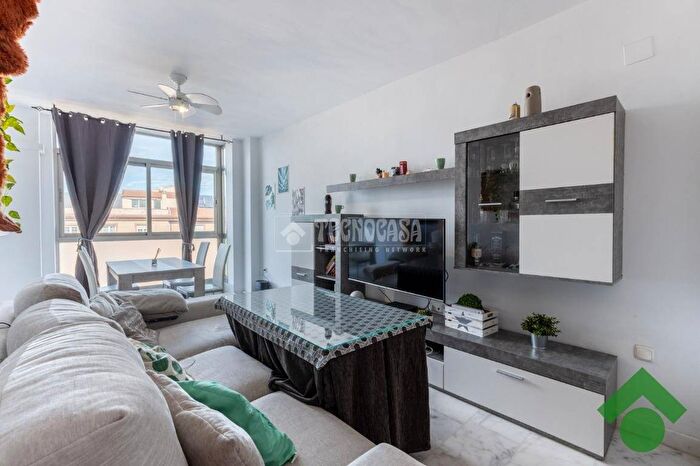 Piso en venta de 3 habitaciones: Santa Fe, Andalucía