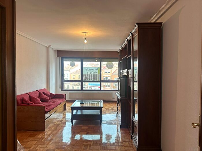 Piso en venta de 4 habitaciones en Lerma, Burgos