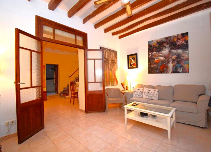 Casas en venta y pisos alquiler - 2