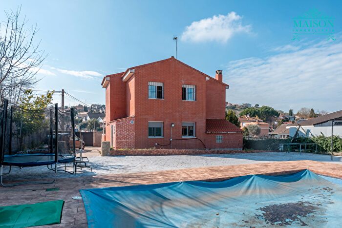 Casa en venta de 6 habitaciones, El Casar, Guadalajara