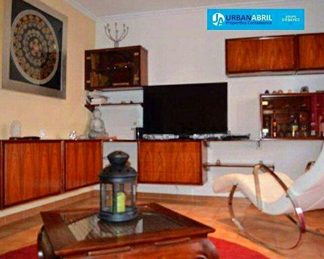 Casas en venta y pisos alquiler - 2