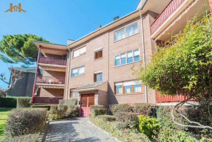 Centro Manguilla, El Escorial: Piso en venta de 3 habitaciones