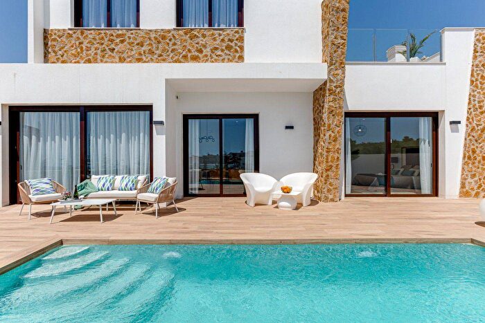 Casa de 3 habitaciones en venta en Comunitat Valenciana, Alicante