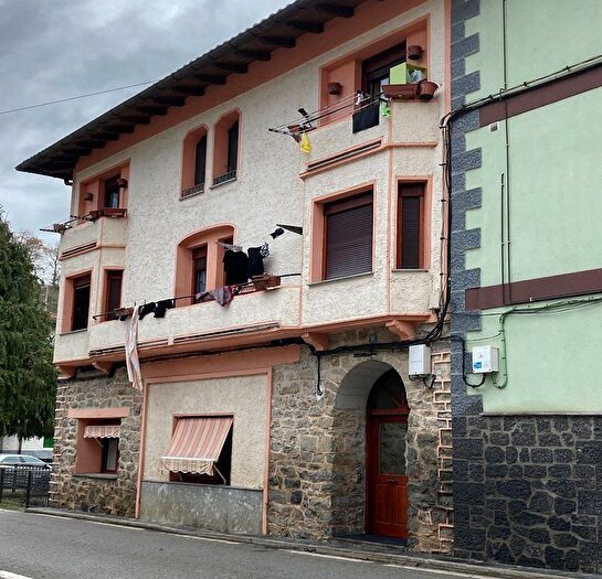 Piso de 3 habitaciones en venta en Amezketa, Gipuzkoa
