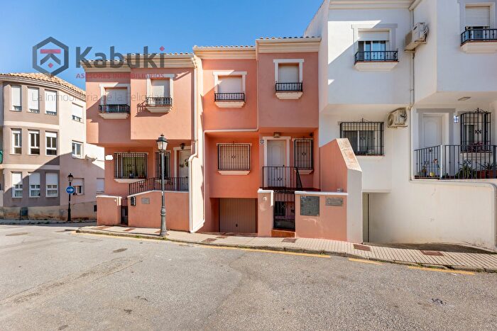 Casas en venta y pisos alquiler - 2