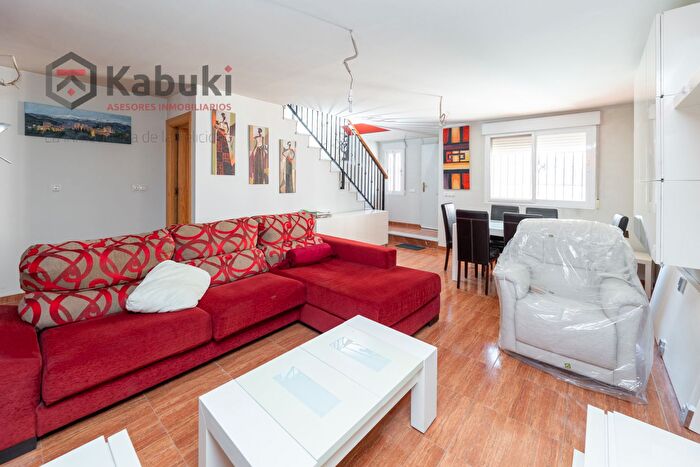 Casa en venta de 3 habitaciones: San Francisco Chorillo, Las Gabias