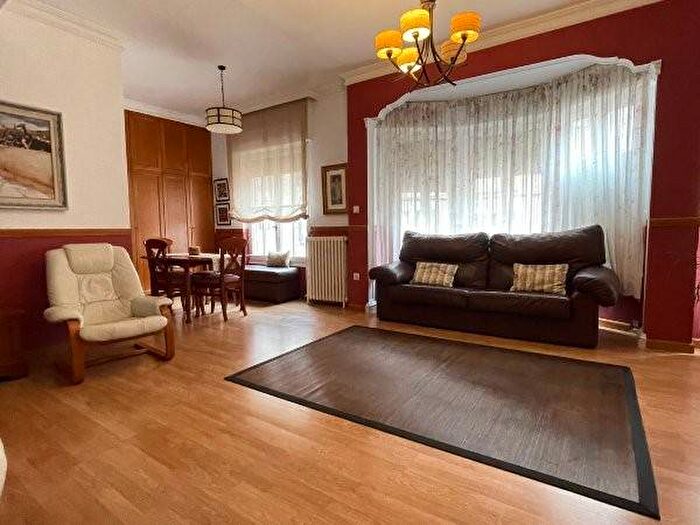 Piso de 4 habitaciones en venta en Castilla La Mancha, Albacete