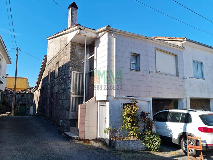 Casa en venta de 2 habitaciones: Nogueira de Ramuín, Galicia