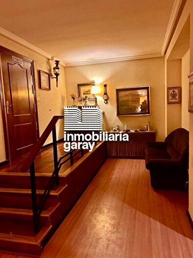 Casas en venta y pisos alquiler - 3