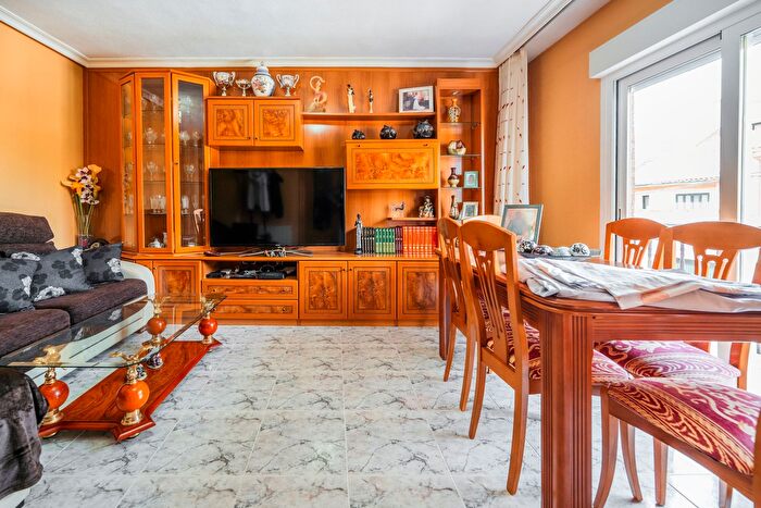Piso en venta de 12 habitaciones: Barajas, Timón