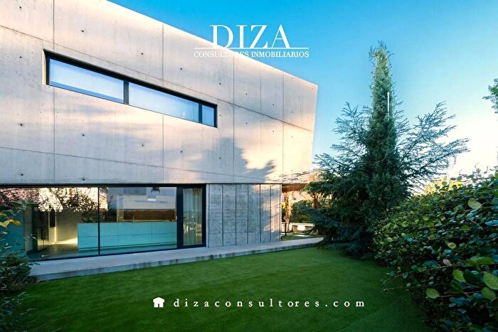 Casa en venta de 4 habitaciones en Comunidad de Madrid, Madrid