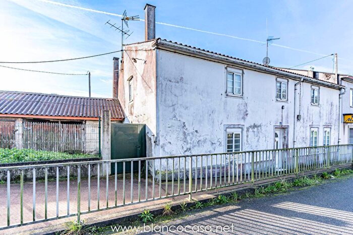 Casa en venta de 4 habitaciones en Galicia, A Coruña