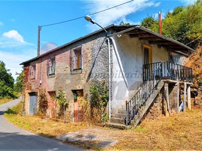 Casa en venta de 4 habitaciones, Galicia, Lugo