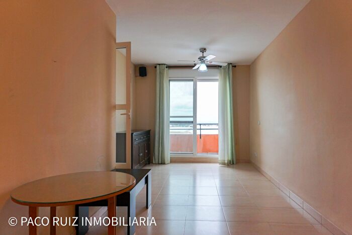 Costacabana Loma Cabrera, Almería Capital: Piso en venta de 3 habitaciones
