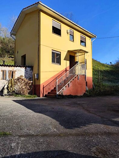 Casa de 3 habitaciones en venta en Principado de Asturias, Asturias