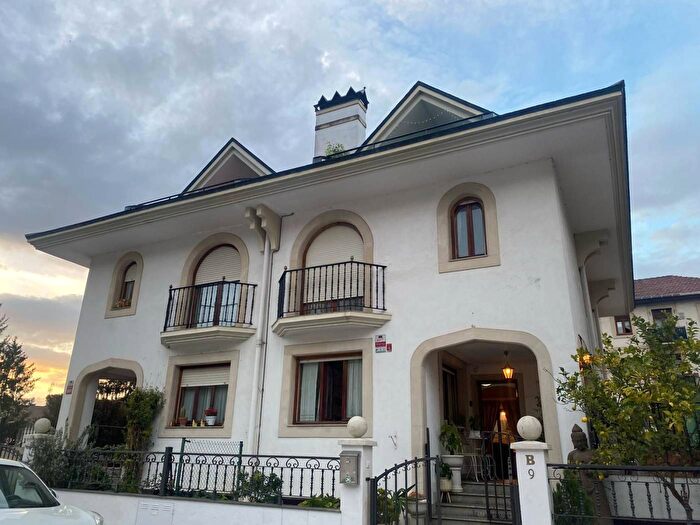 País Vasco, Vizcaya Bizkaia: Casa en venta de 5 habitaciones