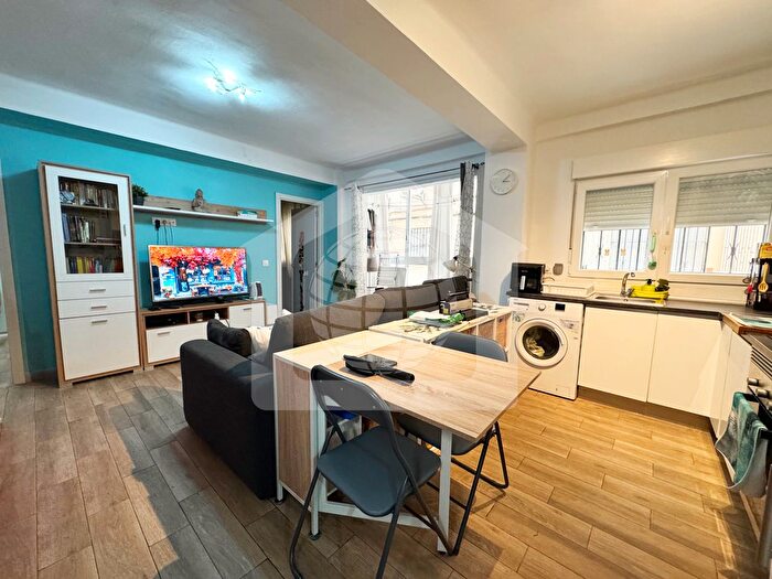 Piso en venta de 2 habitaciones en Bailén Miraflores, Los Castillejos La Trinidad