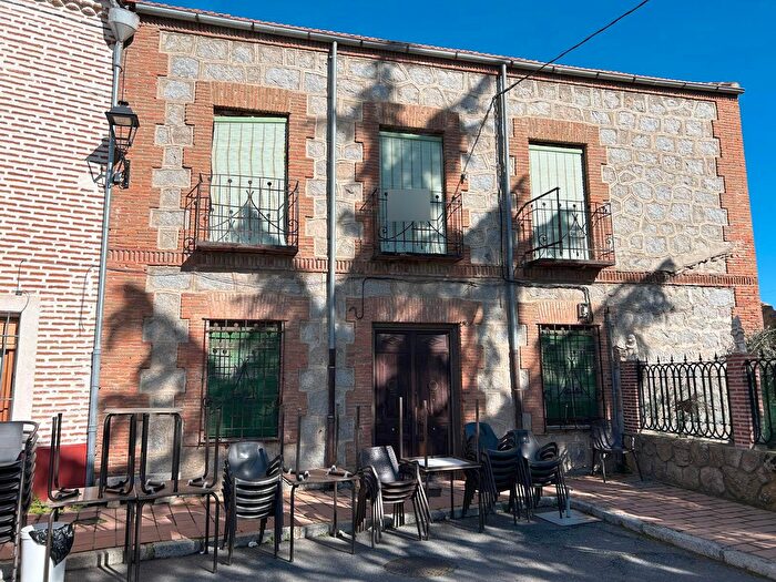 Casa en venta de 7 habitaciones en Sanchidrián, Ávila